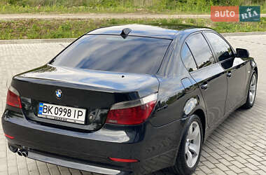 Седан BMW 5 Series 2005 в 