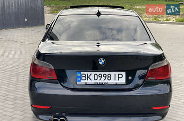 Седан BMW 5 Series 2005 в 