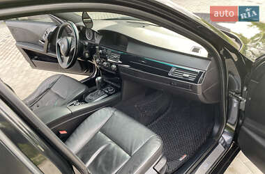 Седан BMW 5 Series 2005 в 