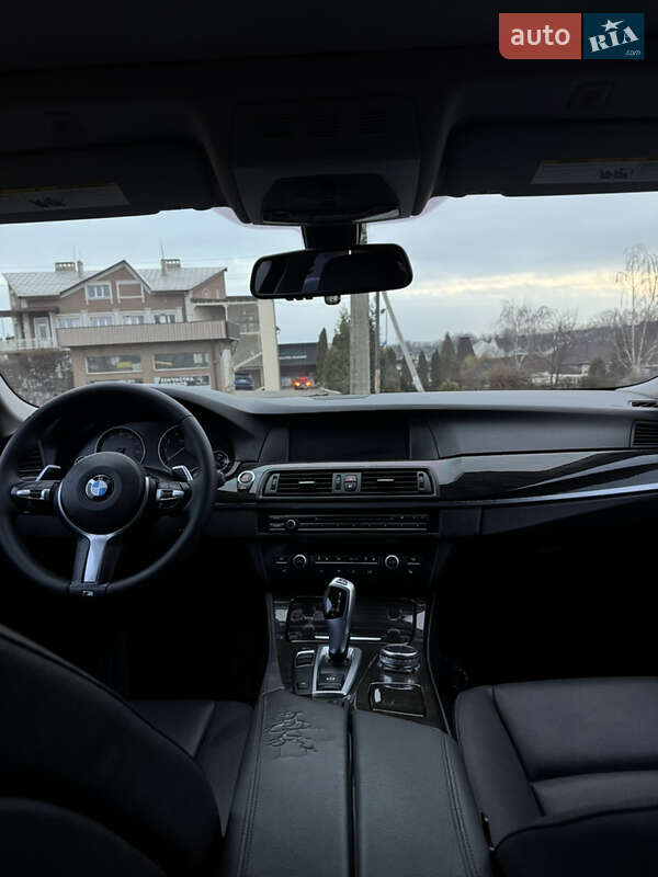 Седан BMW 5 Series 2013 в Черновцах