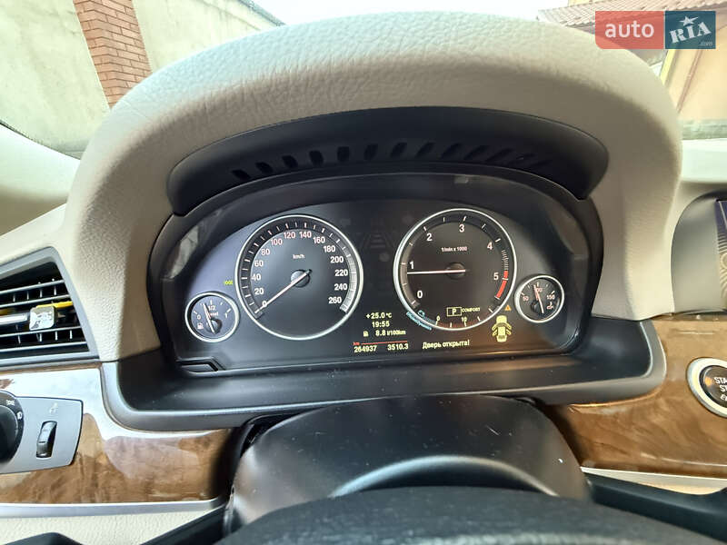 Седан BMW 5 Series 2011 в Коломые