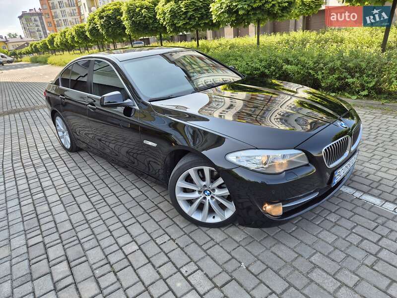 Седан BMW 5 Series 2013 в Ивано-Франковске