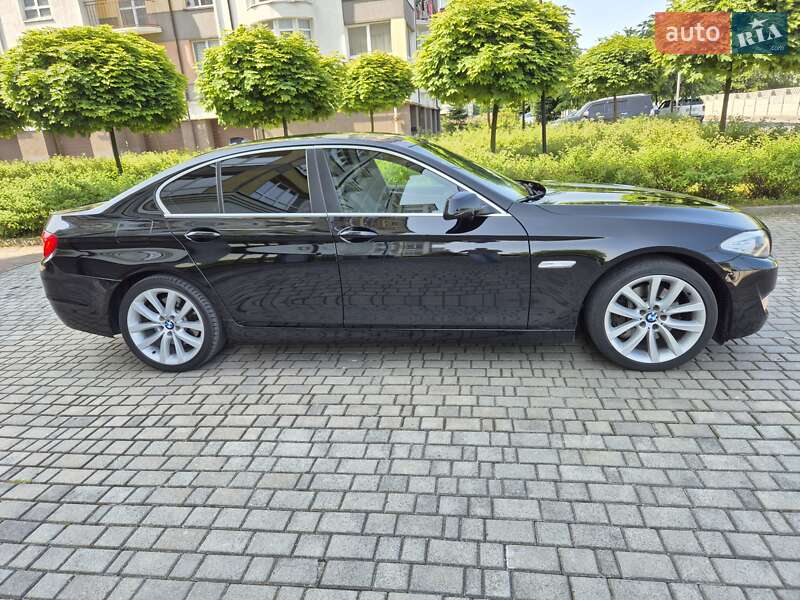 Седан BMW 5 Series 2013 в Ивано-Франковске