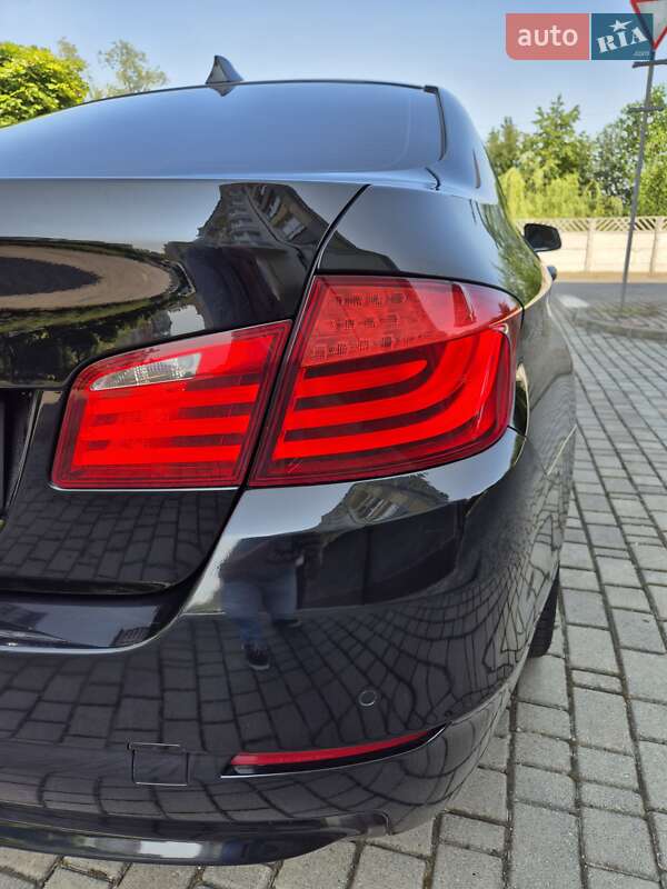Седан BMW 5 Series 2013 в Ивано-Франковске
