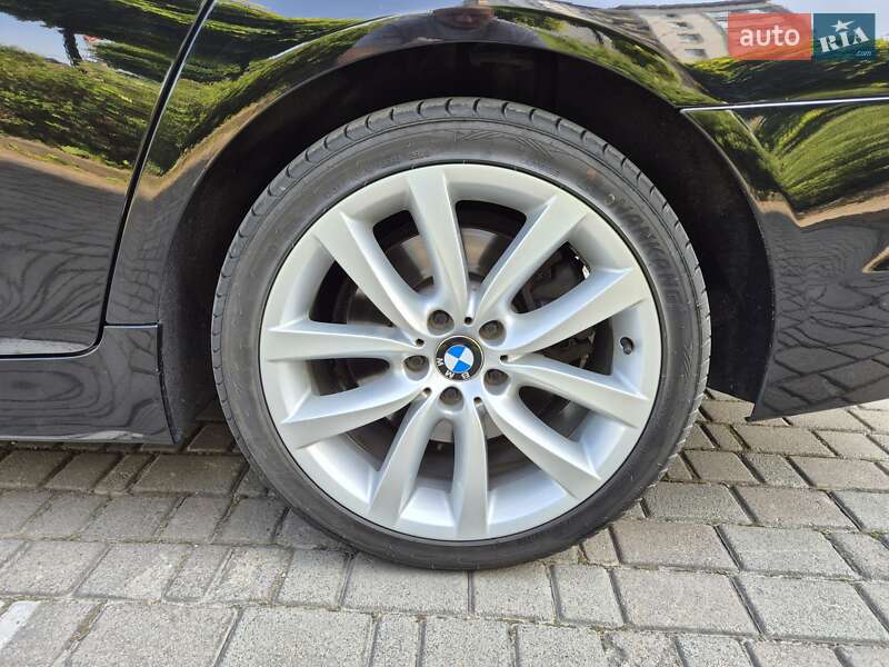 Седан BMW 5 Series 2013 в Ивано-Франковске