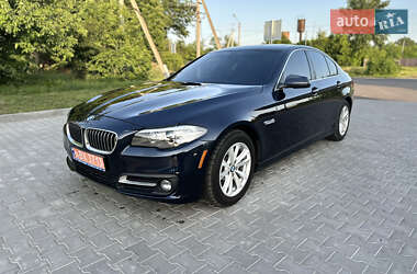 Седан BMW 5 Series 2015 в Миргороде
