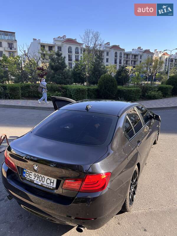 Седан BMW 5 Series 2012 в Одессе