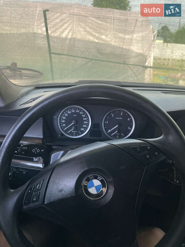 Седан BMW 5 Series 2004 в Полтаві