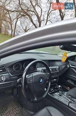 Седан BMW 5 Series 2011 в 