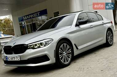 Седан BMW 5 Series 2019 в 