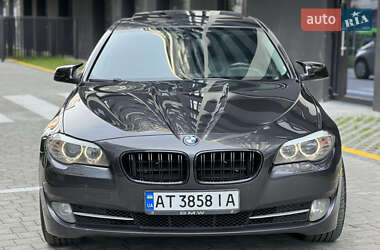 Седан BMW 5 Series 2010 в 