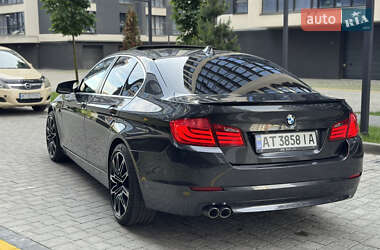 Седан BMW 5 Series 2010 в 