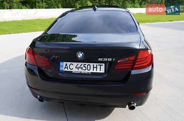 Седан BMW 5 Series 2011 в 