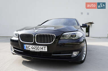 Седан BMW 5 Series 2011 в 