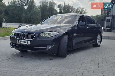 Седан BMW 5 Series 2011 в 
