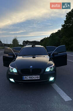 Седан BMW 5 Series 2009 в 