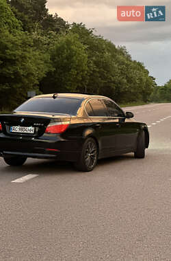 Седан BMW 5 Series 2009 в 