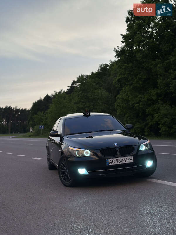 Седан BMW 5 Series 2009 в Владимире