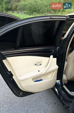 Седан BMW 5 Series 2009 в 