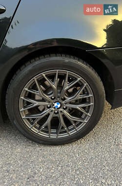 Седан BMW 5 Series 2009 в 