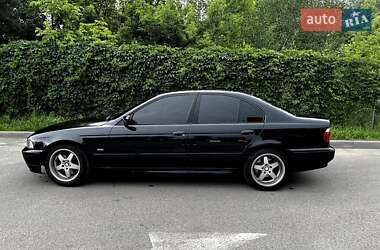 Седан BMW 5 Series 2001 в 