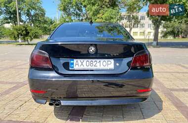Седан BMW 5 Series 2005 в 