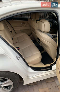 Седан BMW 5 Series 2012 в 