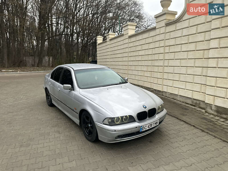 Седан BMW 5 Series 1997 в Тернополе
