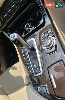 Седан BMW 5 Series 2013 в 