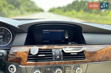 Седан BMW 5 Series 2007 в 