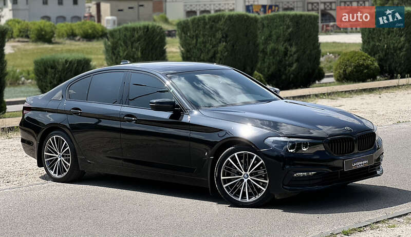 Седан BMW 5 Series 2018 в Дніпрі