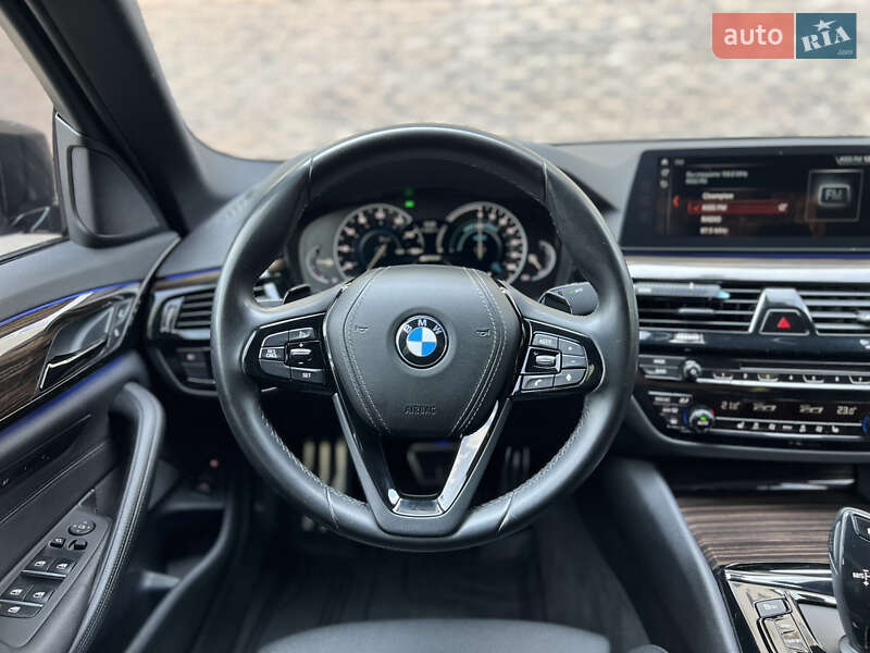 Седан BMW 5 Series 2018 в Дніпрі
