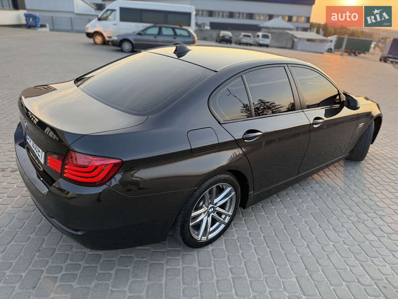 Седан BMW 5 Series 2015 в Тернополе