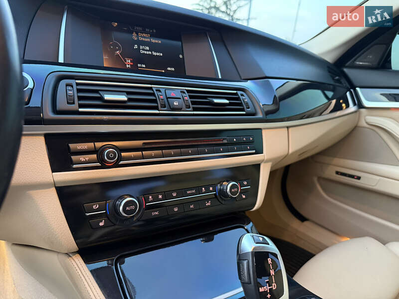 Седан BMW 5 Series 2015 в Тернополе