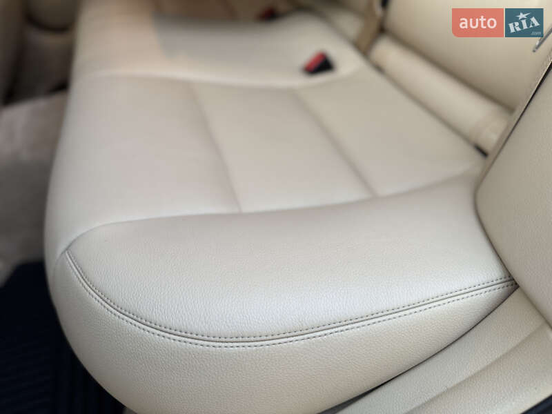 Седан BMW 5 Series 2015 в Тернополе