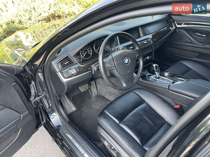 Седан BMW 5 Series 2013 в Харкові