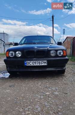 Седан BMW 5 Series 1992 в Дрогобичі