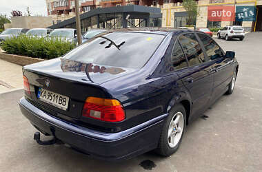 Седан BMW 5 Series 2003 в 