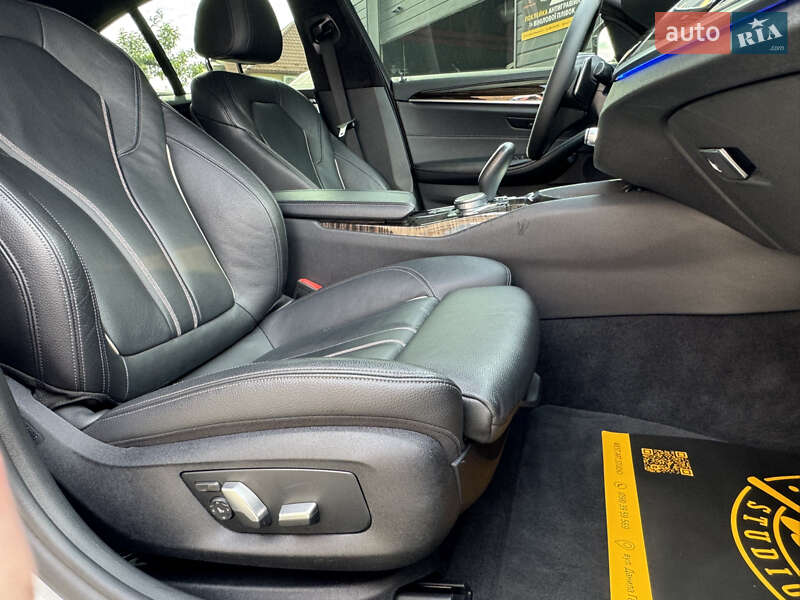 Седан BMW 5 Series 2018 в Мукачевому