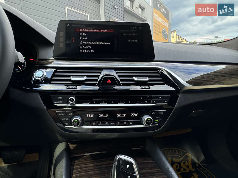 Седан BMW 5 Series 2018 в Мукачевому