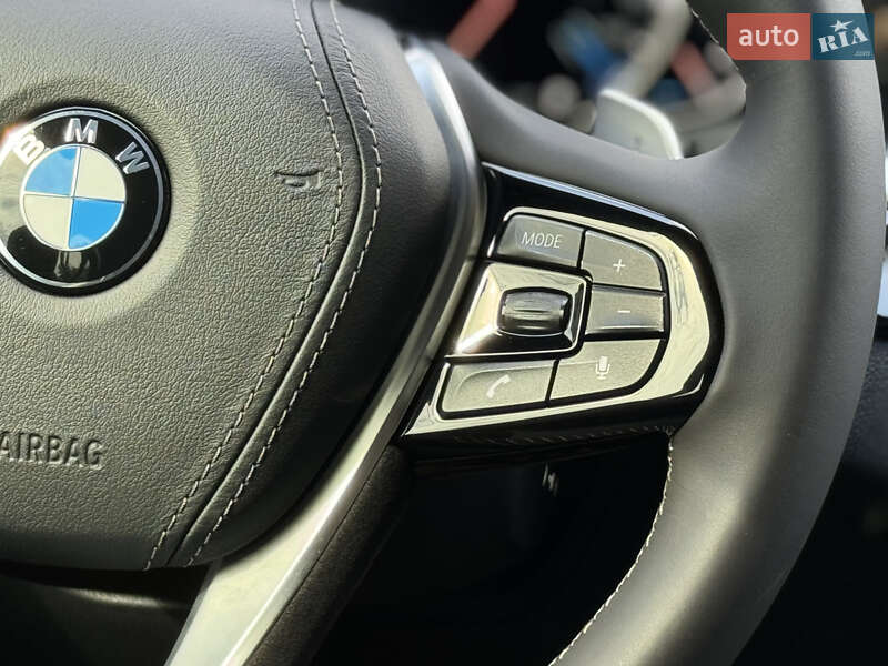 Седан BMW 5 Series 2018 в Мукачевому