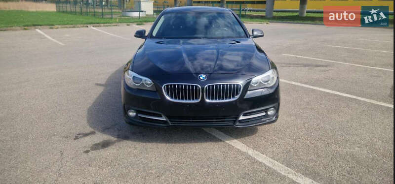 Седан BMW 5 Series 2015 в 
