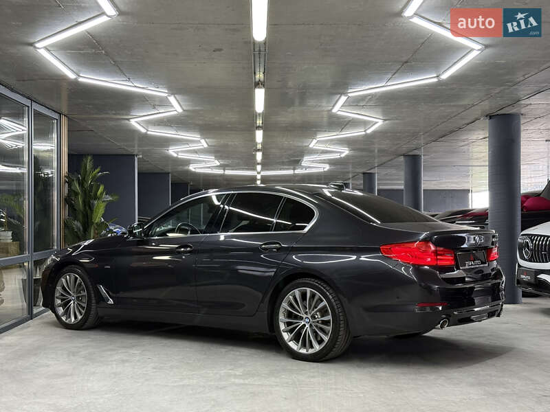 Седан BMW 5 Series 2017 в Одесі фото 10 Седан BMW 5 Series 2017 в Одесі