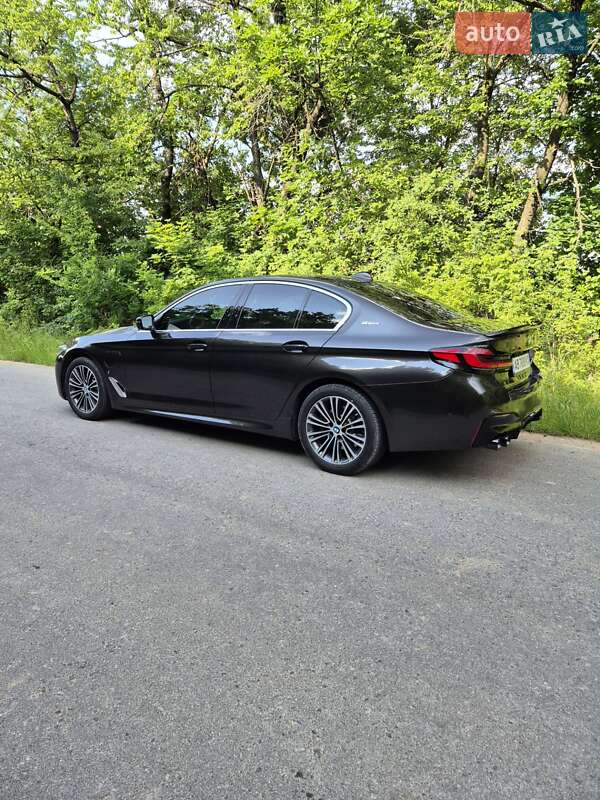 Седан BMW 5 Series 2018 в Шаргороде