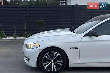 Седан BMW 5 Series 2012 в 