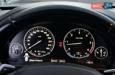Седан BMW 5 Series 2012 в 