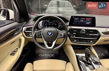 Седан BMW 5 Series 2018 в 