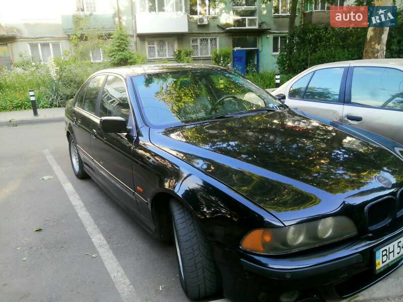 BMW 5 Series 2001