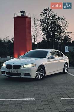 Седан BMW 5 Series 2015 в Львові