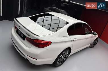 Седан BMW 5 Series 2018 в 